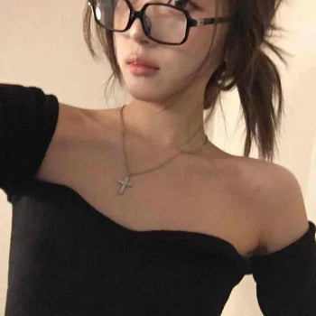Chic Modern Off-Shoulder Slim Turtleneck Knit