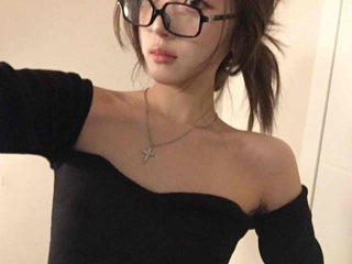 Chic Modern Off-Shoulder Slim Turtleneck Knit