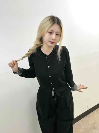 Basic Slim Fit Jewel Button V-Neck Cardigan