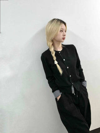 Basic Slim Fit Jewel Button V-Neck Cardigan