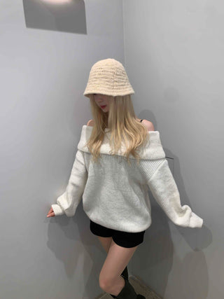 Modern Eyelet Asymmetrical Neckline Shoulderless Knit