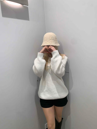 Modern Eyelet Asymmetrical Neckline Shoulderless Knit