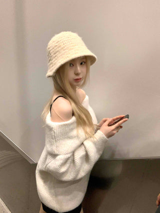 Modern Eyelet Asymmetrical Neckline Shoulderless Knit