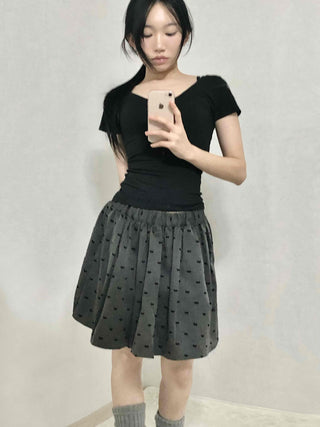 Minimal Slim Fit Square Neck Short Sleeve T-shirt