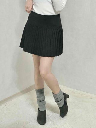 Classic Campus High-Waisted Flare Mini Skirt
