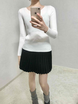 Classic Campus High-Waisted Flare Mini Skirt