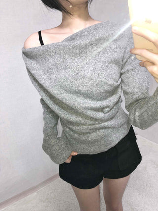 Off-shoulder Drape Slim Fit Long Sleeve T-shirt