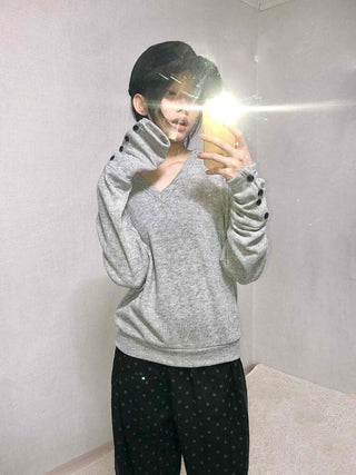 Edge Stripe Turtleneck Loose Fit Knit