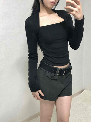 Simple Modern Mid-Height Up Belted Shorts