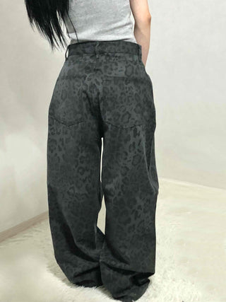 High-waisted straight-wash denim pants