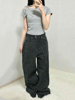 High-waisted straight-wash denim pants