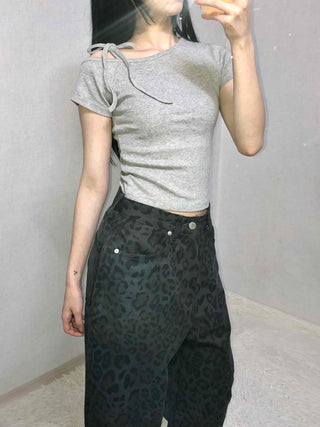 High-waisted straight-wash denim pants