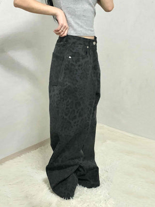 High-waisted straight-wash denim pants