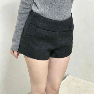 Lettering Point Slim Fit Elastic Waist Shorts