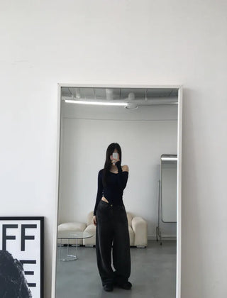 Leon Asymmetrical Boat Neck Slit Button Long Sleeve T-shirt