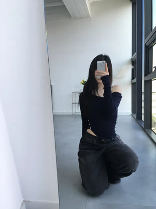 Leon Asymmetrical Boat Neck Slit Button Long Sleeve T-shirt