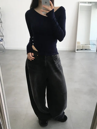 Leon Asymmetrical Boat Neck Slit Button Long Sleeve T-shirt