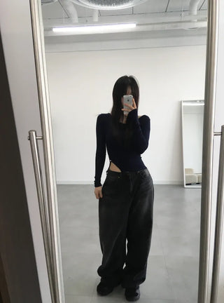 Leon Asymmetrical Boat Neck Slit Button Long Sleeve T-shirt