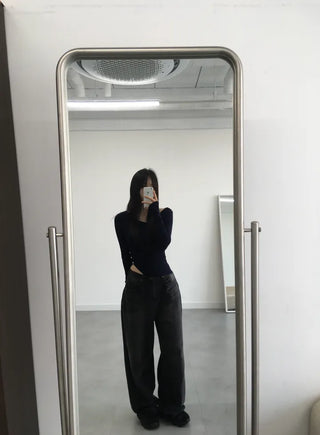 Leon Asymmetrical Boat Neck Slit Button Long Sleeve T-shirt