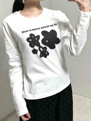 Flower Graphic Lettering Round Long Sleeve T-shirt