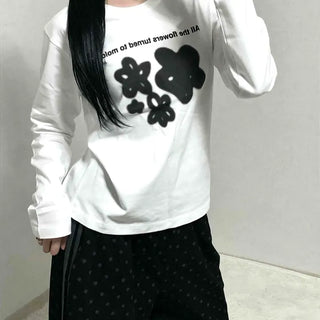 Flower Graphic Lettering Round Long Sleeve T-shirt