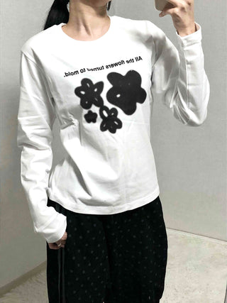 Flower Graphic Lettering Round Long Sleeve T-shirt