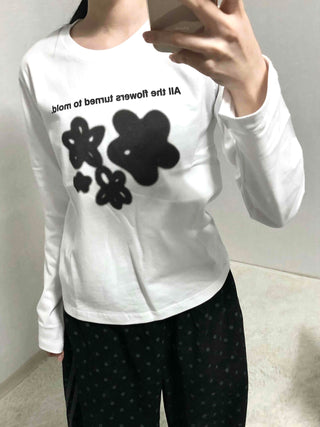 Flower Graphic Lettering Round Long Sleeve T-shirt