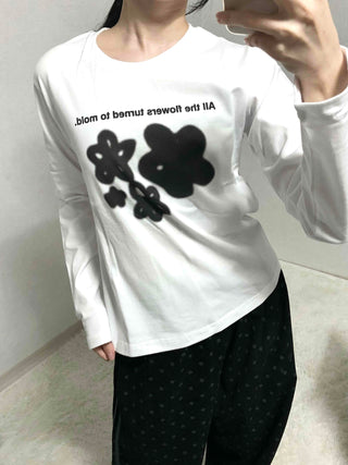 Flower Graphic Lettering Round Long Sleeve T-shirt