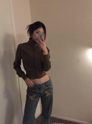 Minimalist color scheme slim fit cropped knit zip-up