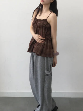 Vert check frill sleeveless blouse