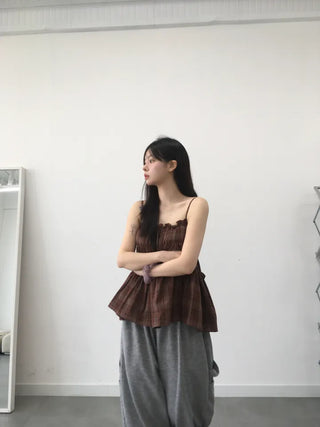 Vert check frill sleeveless blouse