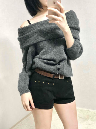 Gold Stud Detail Slim Fit High-Waisted Shorts