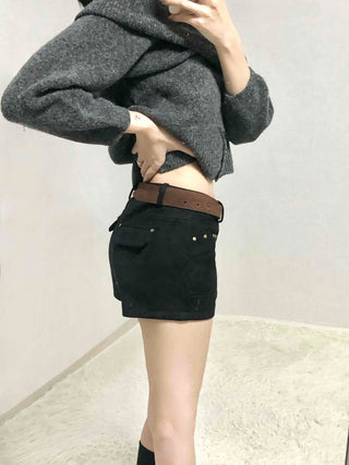 Gold Stud Detail Slim Fit High-Waisted Shorts