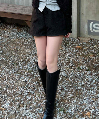 Relaxed Fit Daily Elastic Waist Half Shorts