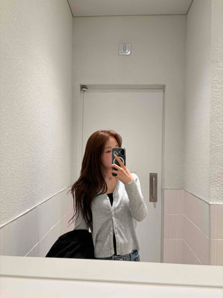 Modern Simple Round Neck Zip-Up Knit Cardigan