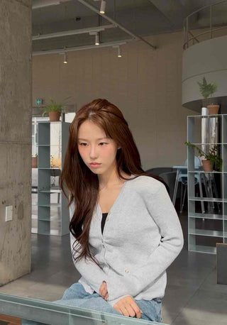 Modern Simple Round Neck Zip-Up Knit Cardigan