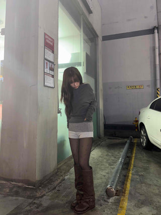 Formal Edge Fold Neckline Body Fit Long Sleeve T-shirt