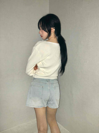Daily Cozy V-Neck Crop Stretchy Knit