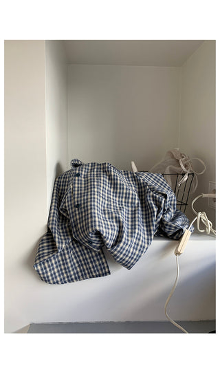 loose plaid  shirt