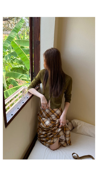 color-contrast check  skirt