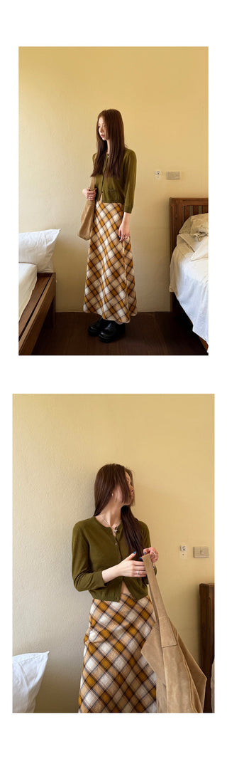 color-contrast check  skirt