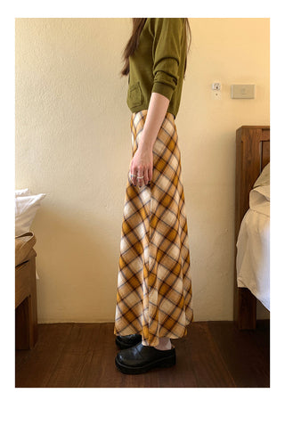color-contrast check  skirt