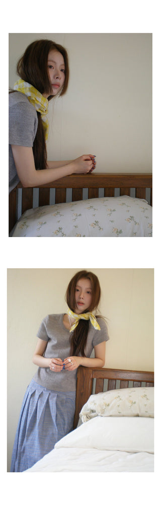 simple thin  top
