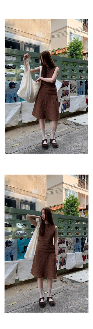 pleated texture  skirt
