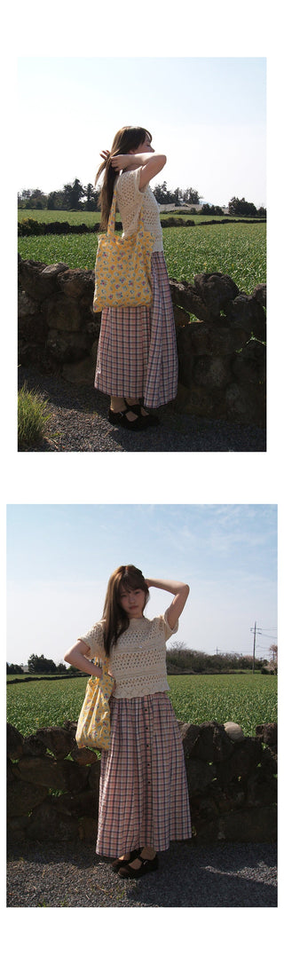 crocheted hollow  blouse