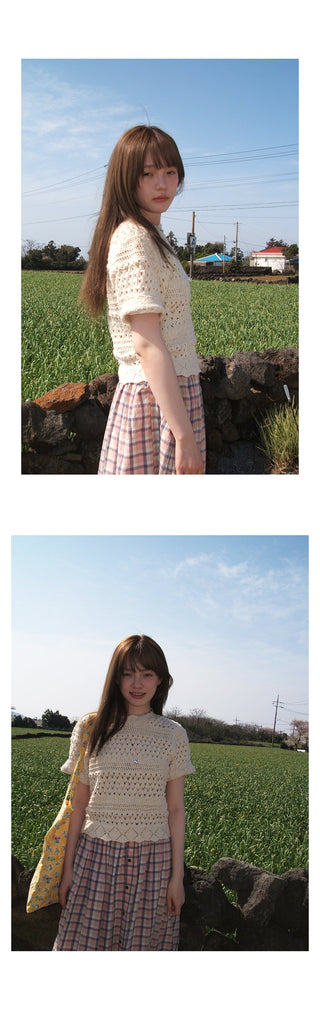 crocheted hollow  blouse