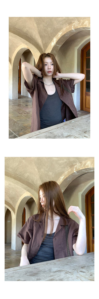 gray I-shaped  vest