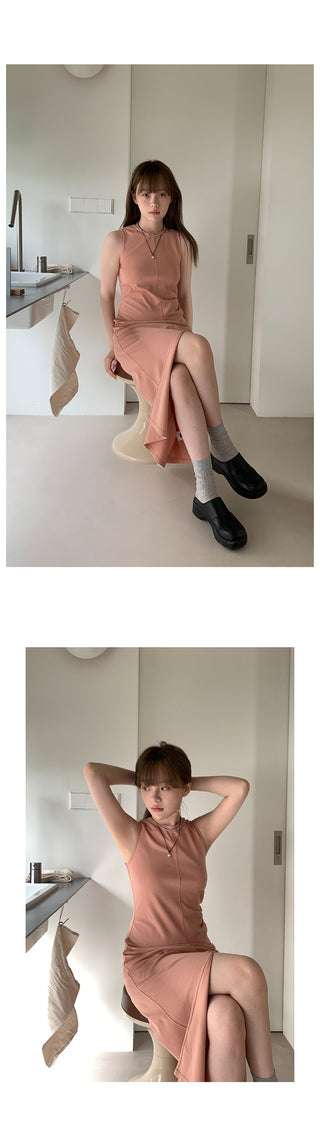 graceful solid  dress