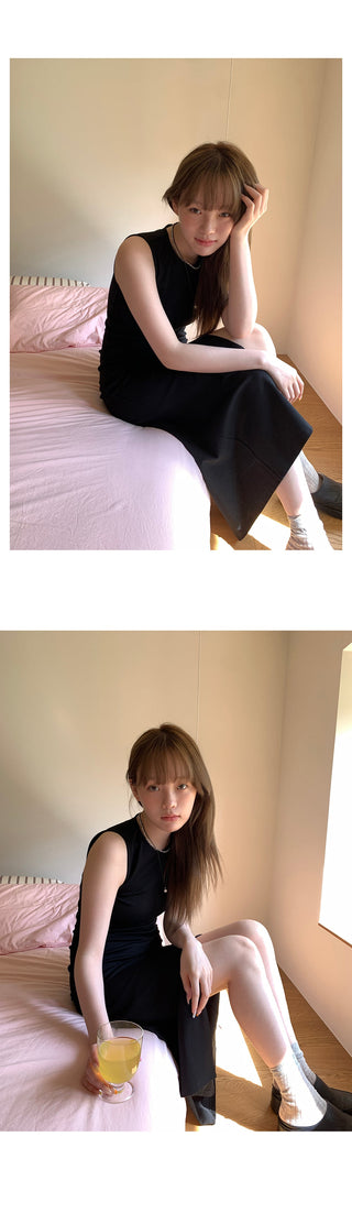 graceful solid  dress