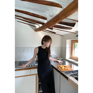 graceful solid  dress